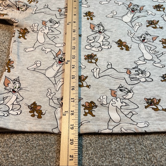 Tom and Jerry Graphic Cartoon Crewneck Sweatshirt Size M - Picture 5 of 5